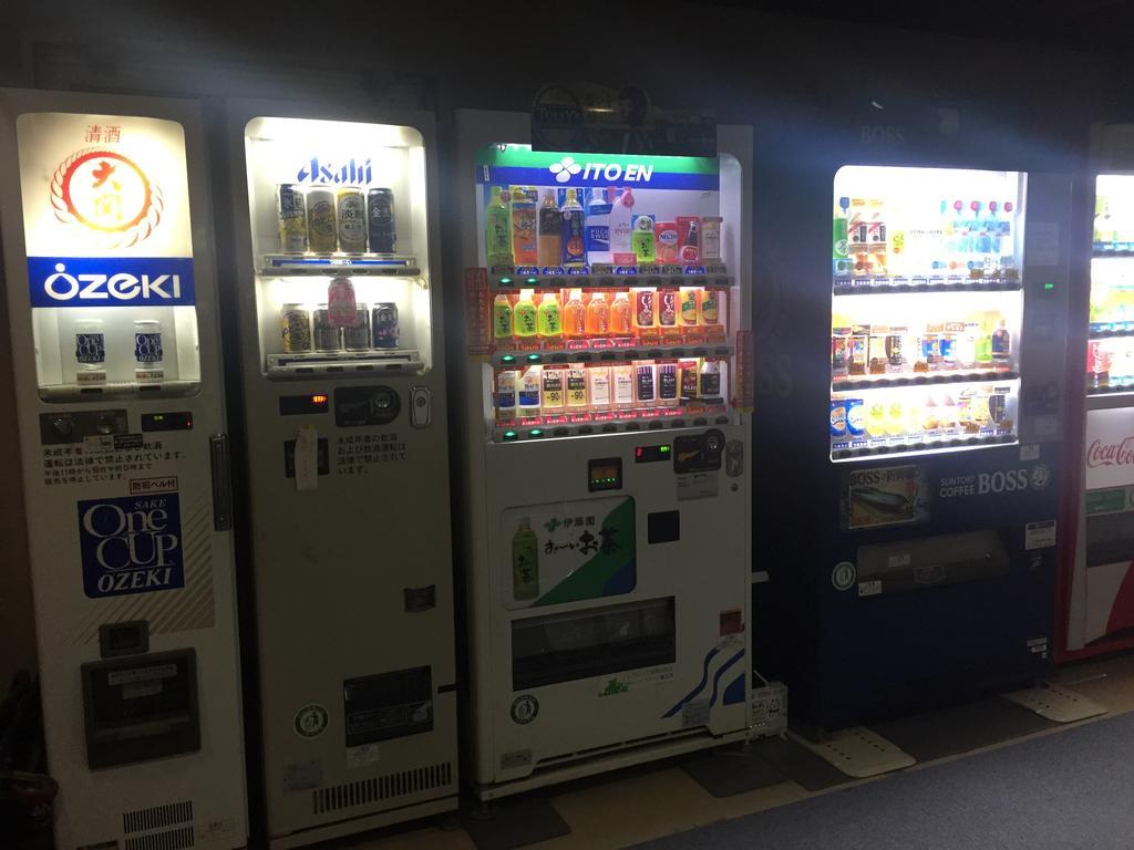 Business Hotel Shinbashi Osaka Eksteriør billede
