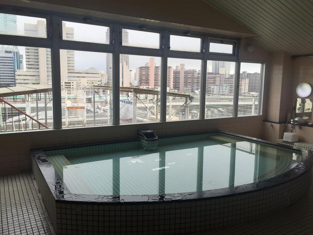 Business Hotel Shinbashi Osaka Eksteriør billede