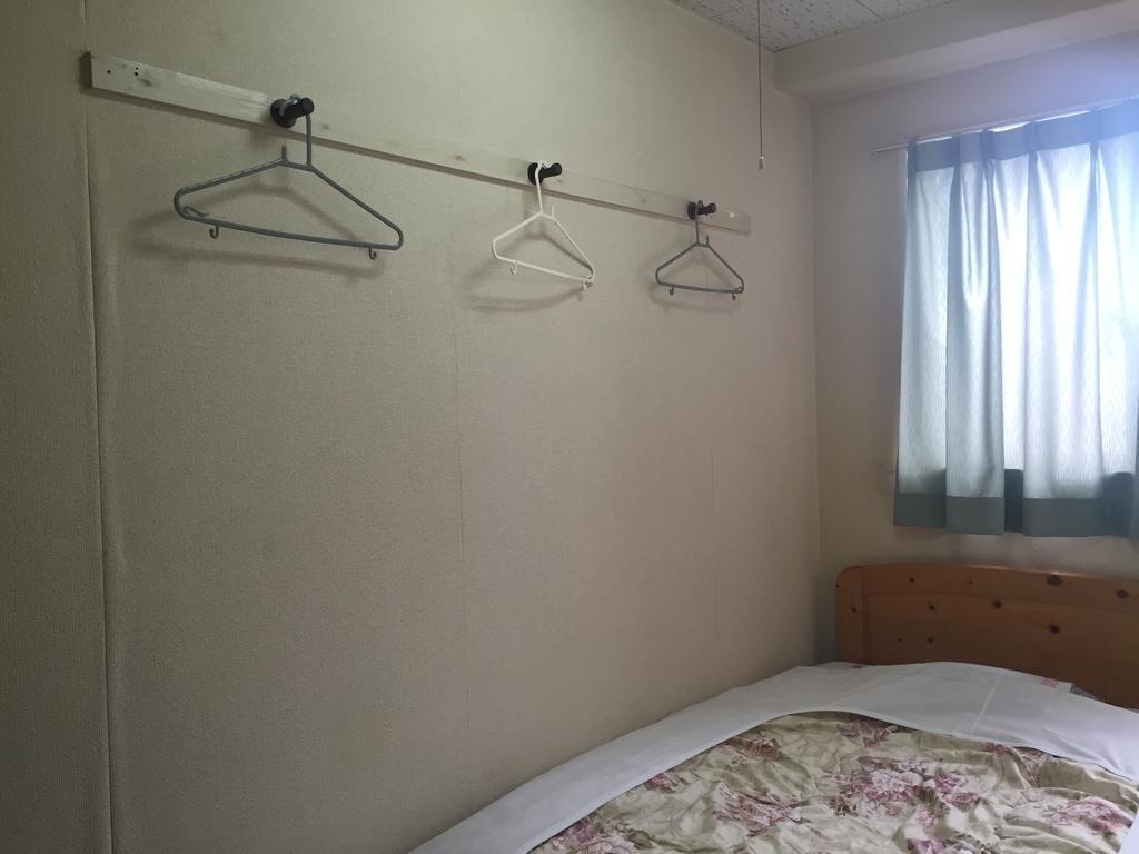 Business Hotel Shinbashi Osaka Eksteriør billede