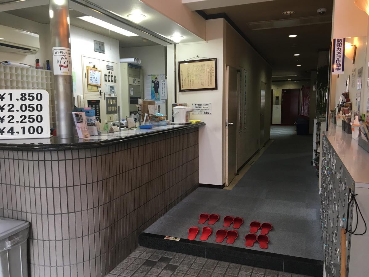 Business Hotel Shinbashi Osaka Eksteriør billede