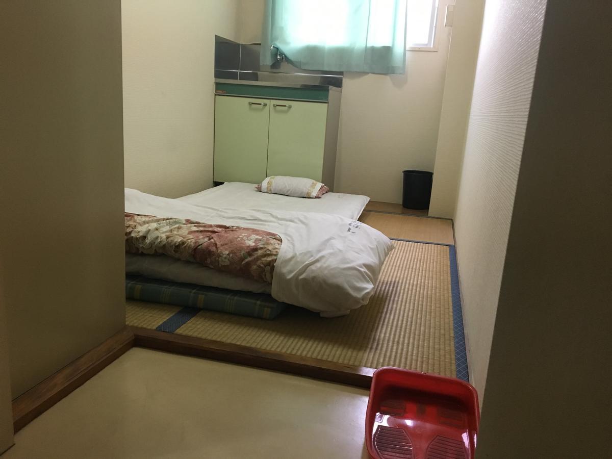 Business Hotel Shinbashi Osaka Eksteriør billede